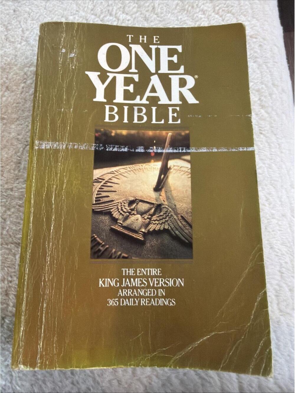 The One Year Bible KJV by Tyndale King James Version 365 Days Paperback PB Book